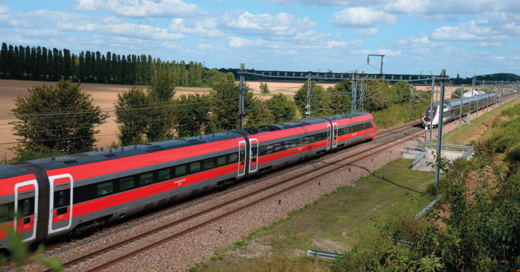le Trenitalia Paris - Lyon croise le TGV inOui Lyon - Paris