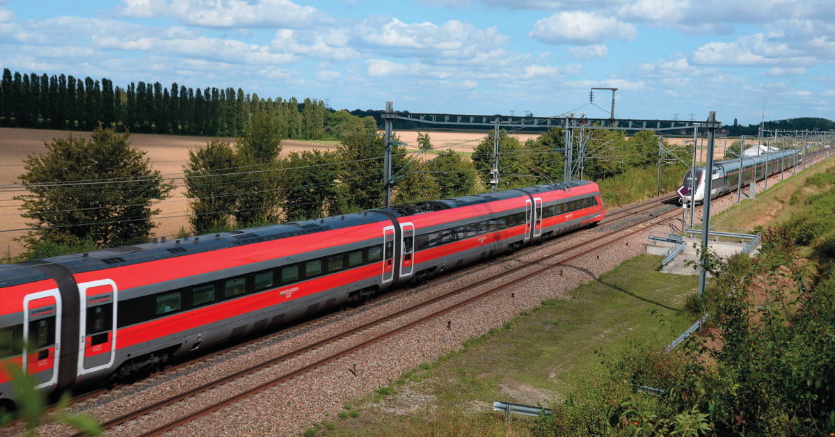 le Trenitalia Paris - Lyon croise le TGV inOui Lyon - Paris
