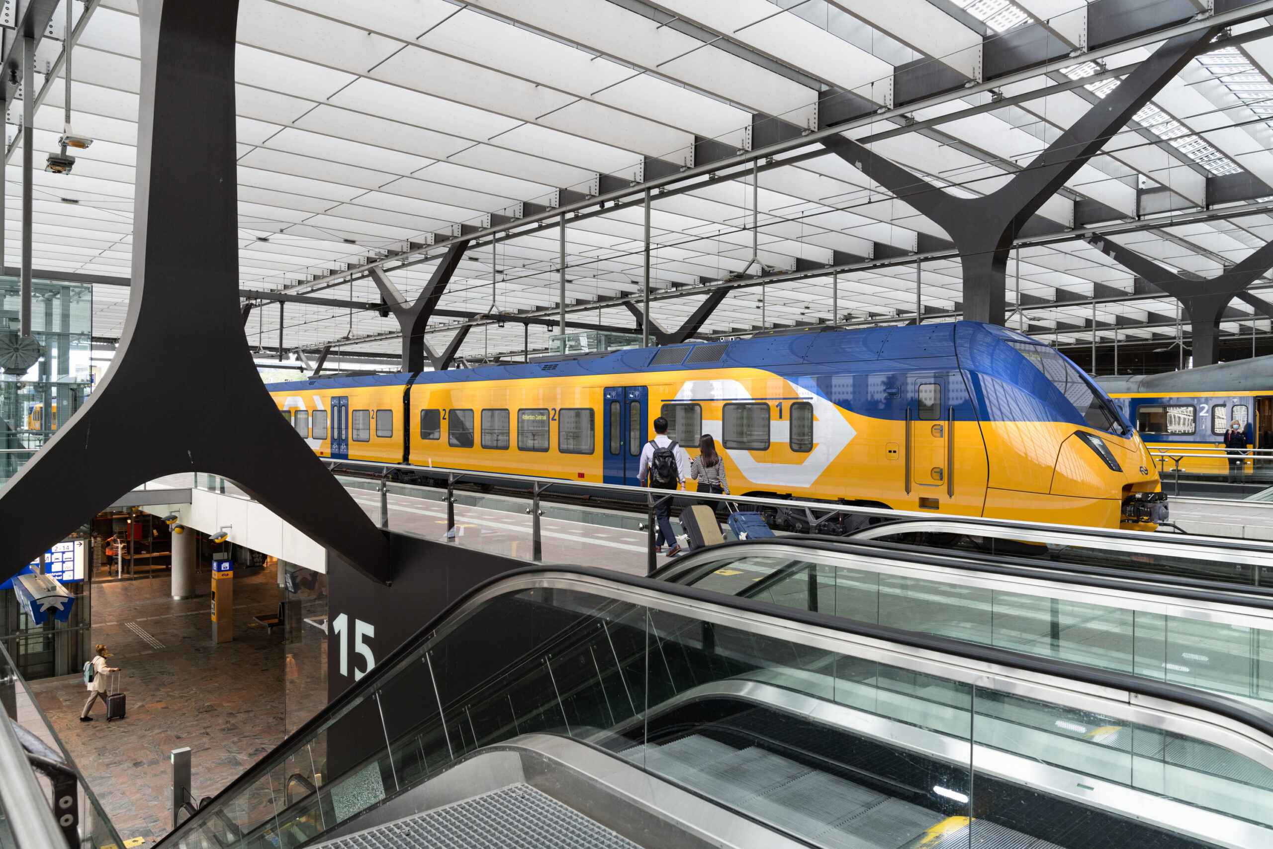 Légende de la photo Stadler Rail Impression d’artiste d’un nouveau Flirt Flex pour les NS (19 novembre 2025). Crédit photo : Stadler Rail