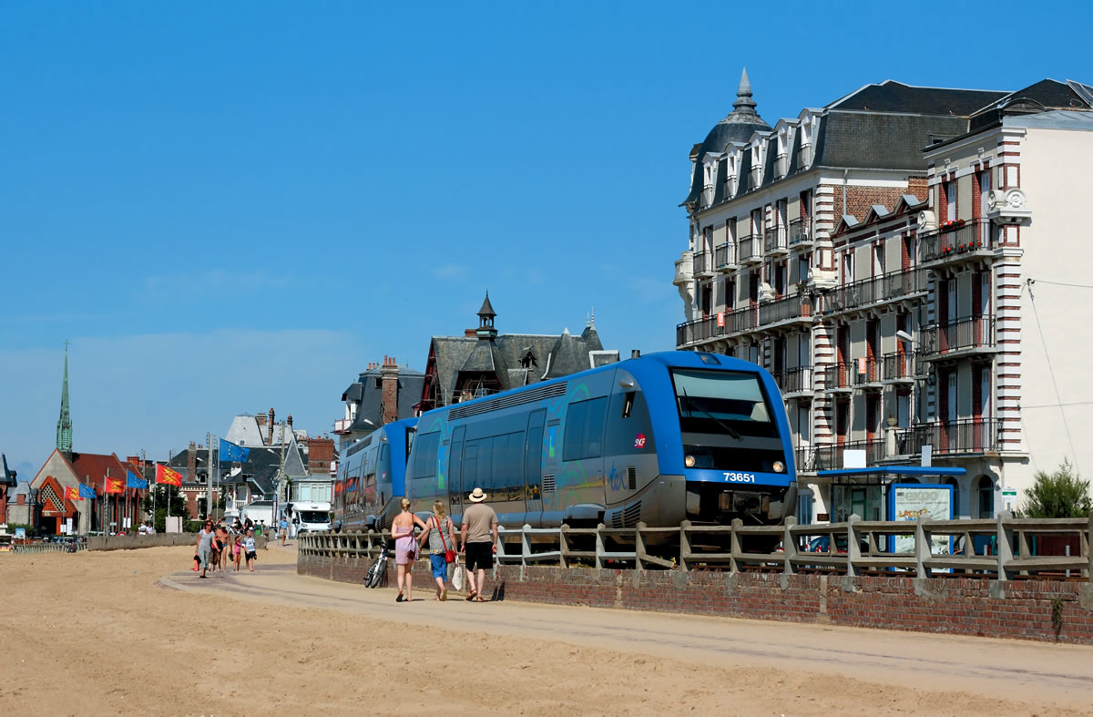 Deauville – Cabourg : la ligne de la Côte fleurie