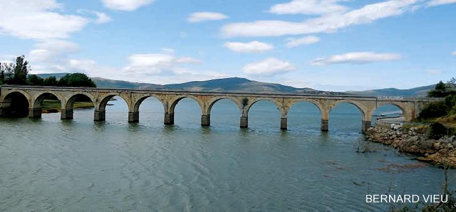 Les chemins de fer à voie métrique au Pays basque (2de partie) : les Renfe-Feve