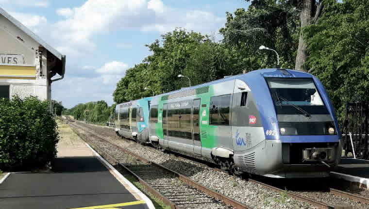 RP231 : En cabine de conduite d’un autorail X 73500 De Clermont-Ferrand à Montluçon (1re partie)