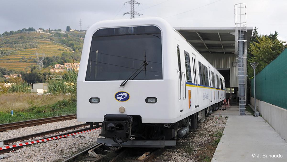 Chemins de fer de la Provence : arrivée d’une deuxième rame CAF