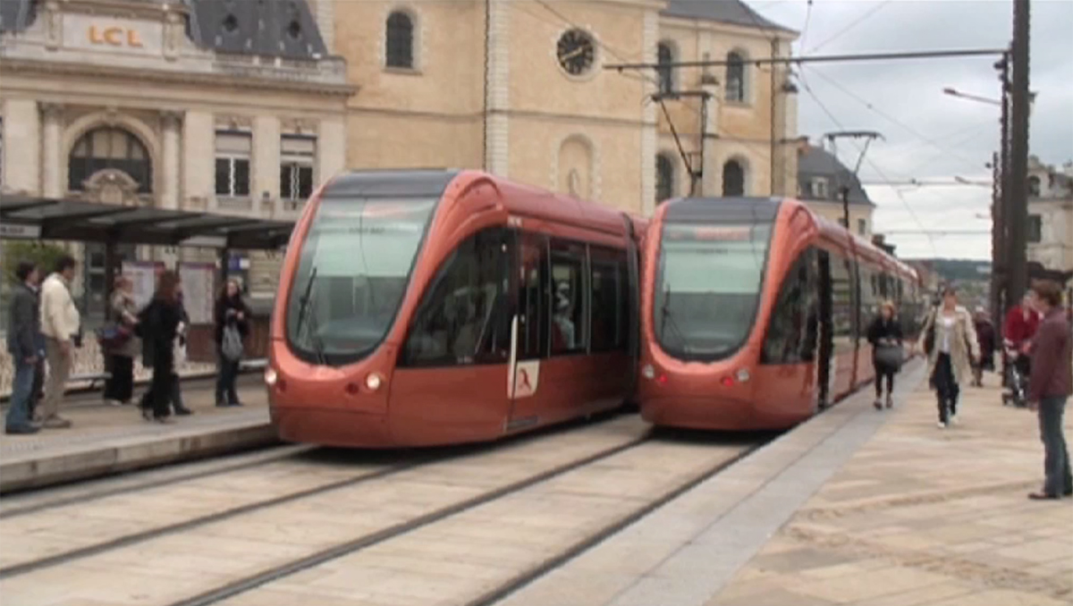 RP141 :  Le nouveau tramway du Mans