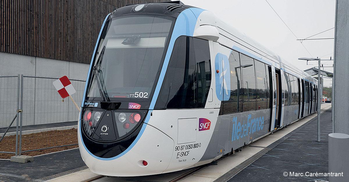 Le tram T 13 se dévoile