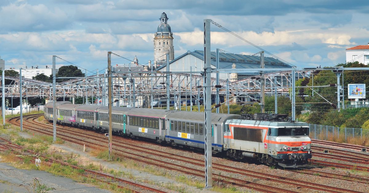 LE COMPLEXE FERROVIAIRE DE LA ROCHELLE