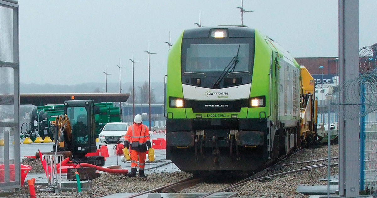 Captrain sur le port de Cherbourg
