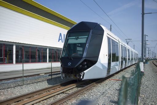 Dubaï : Alstom livre son premier Citadis