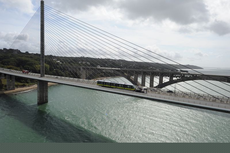 Brest accueille la première rame de son tramway