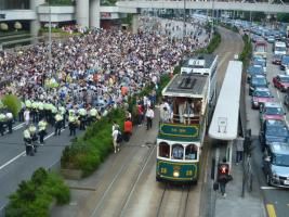 Hong Kong : les trams pris dans la révolution des parapluies