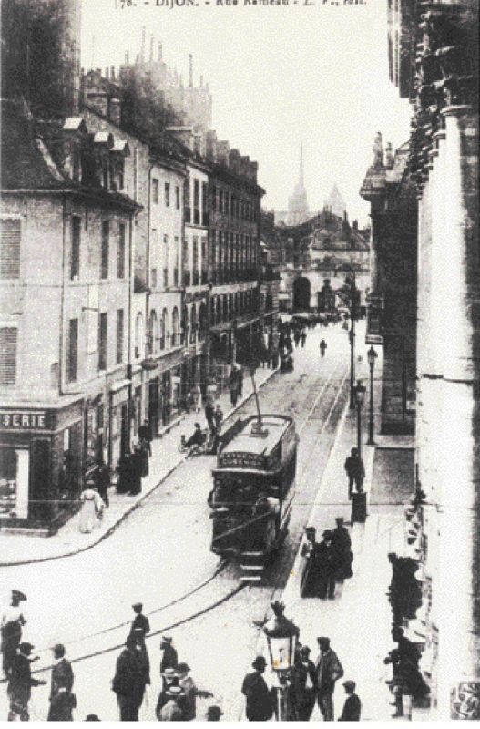 Dijon, l&rsquo;acte 1 du tramway