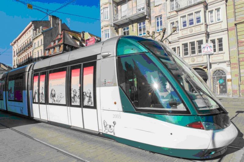 Le tram de Strasbourg s’affiche en Doré